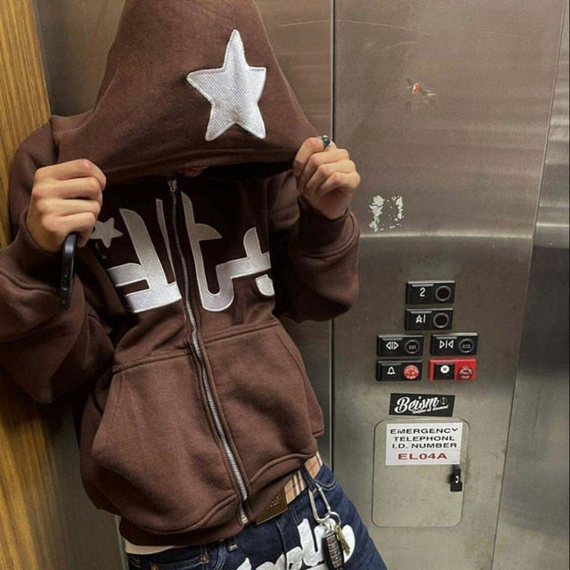 Sudadera con capucha y cremallera con estampado de estrellas